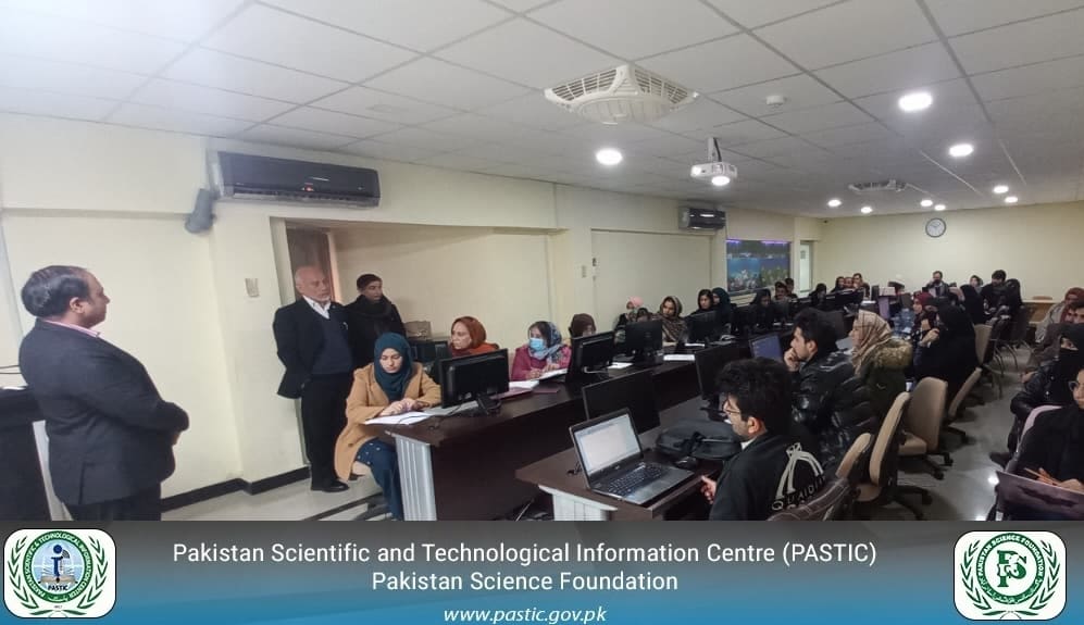 RESEARCH TOOLS & TECHNIQUES: DATA ANALYSIS USING SPSS