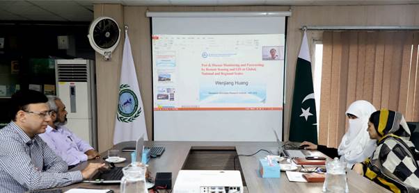 Caption: Prof. Dr. Muhammad Akram Shaikh (Director General PASTIC),
Mr. Saifullah Azim (Principal System Analyst), Dr. Maryum Ibrar (Senior scientific
Information Officer) and Dr. Saima Huma Tanveer (Additional Director, STI) attending
the online workshop (left to right).